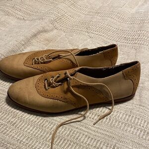 Sperry Tan Women’s Oxfords Size 8